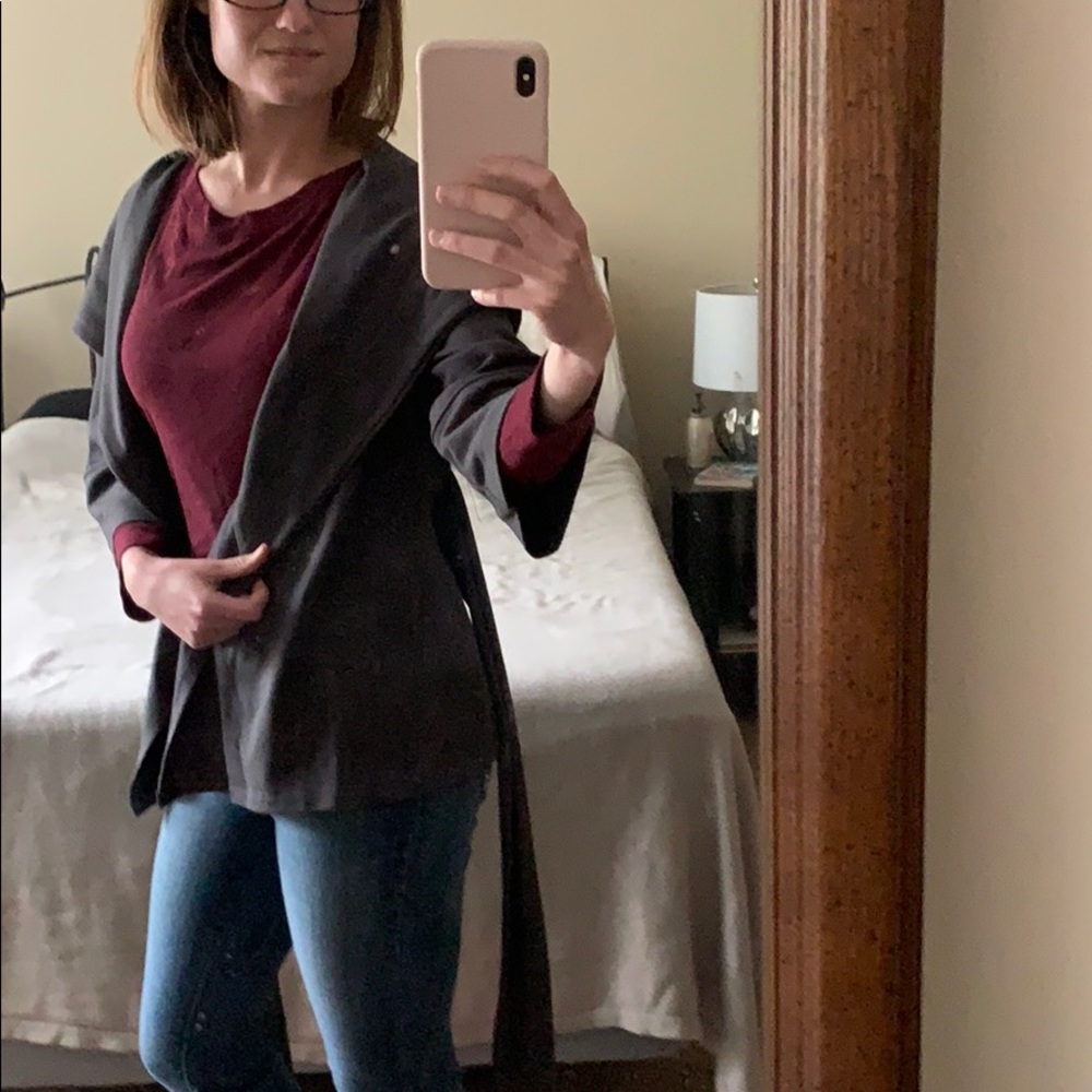 Grey 3/4 sleeve wrap with ties